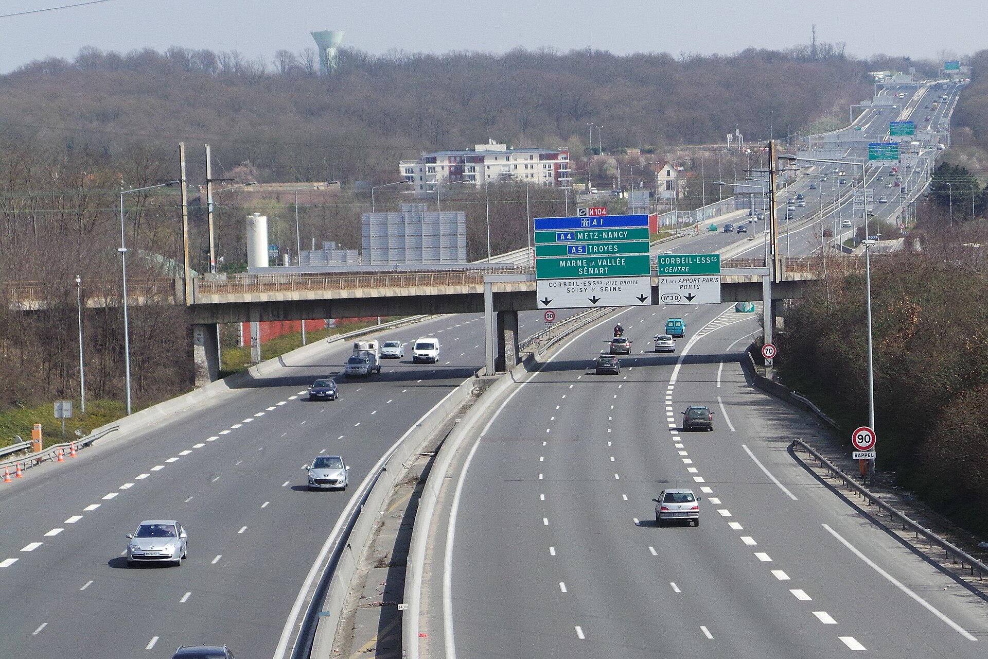 Imagem de referência de Estrada nacional 104, descrito nos dados abertos como estrada nacional em França