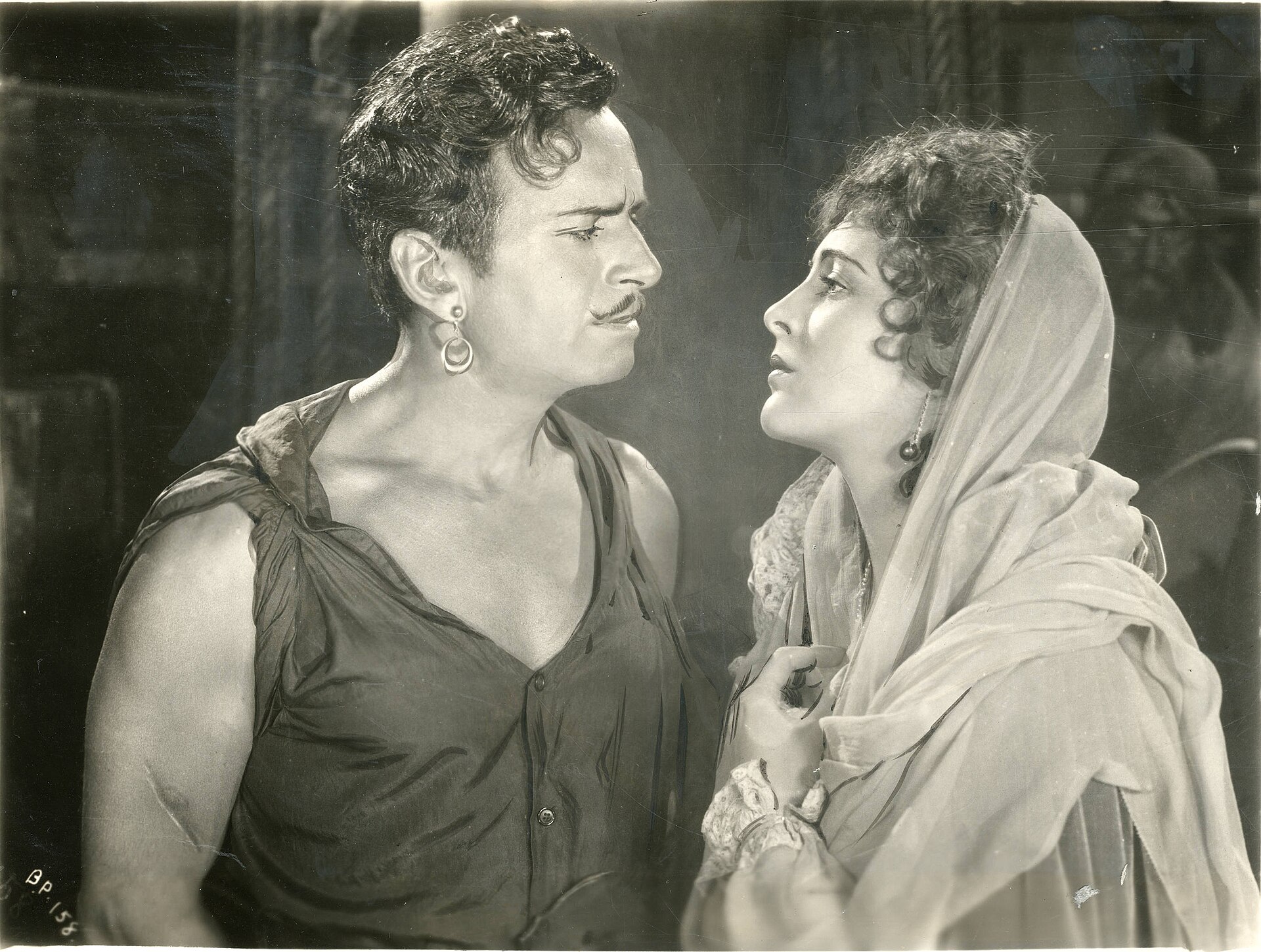 Imagem de referência de The Black Pirate, descrito nos dados abertos como filme de 1926 dirigido por Albert Parker