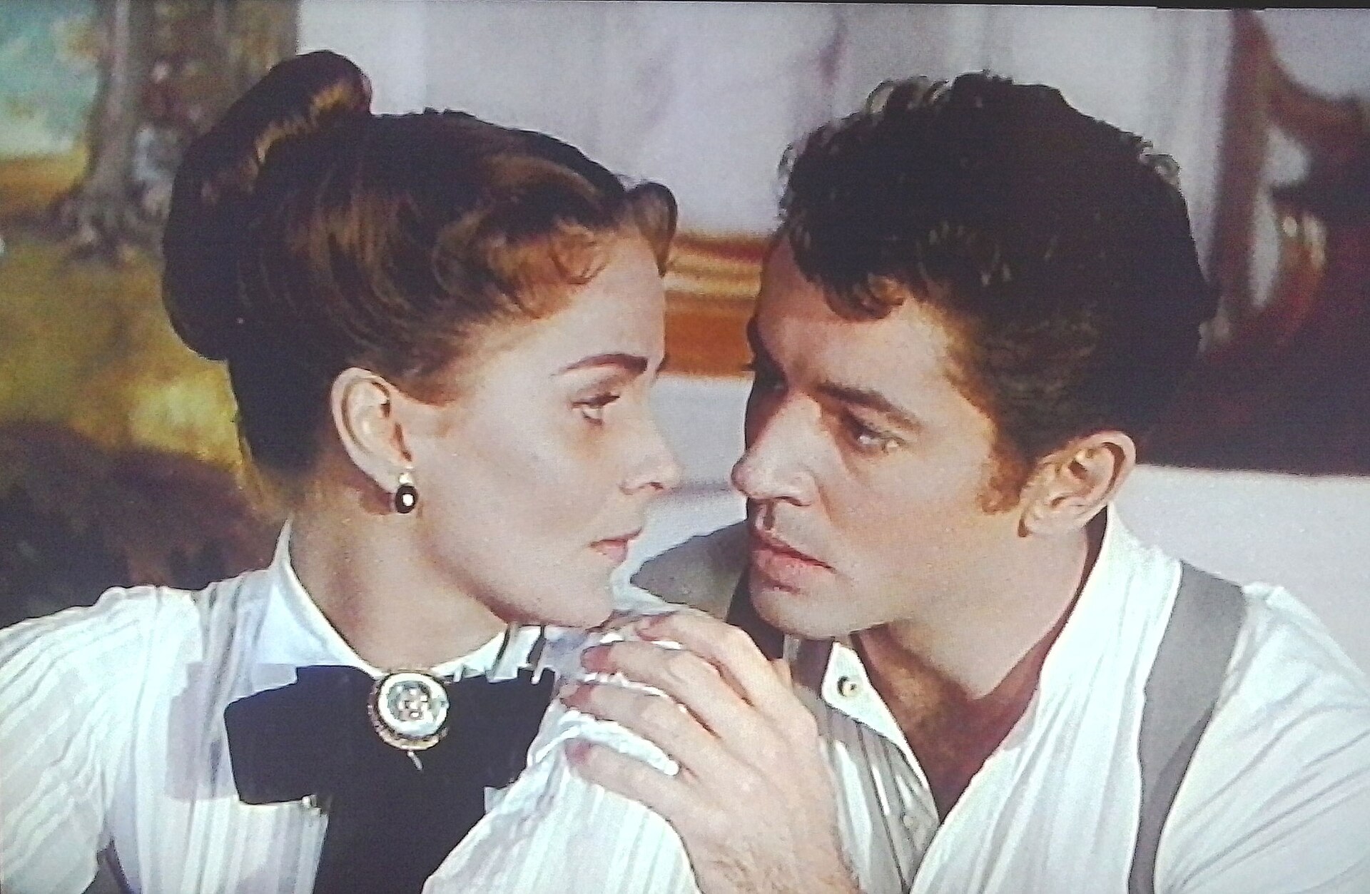 Imagem de referência de Senso, descrito nos dados abertos como filme de 1954 dirigido por Luchino Visconti