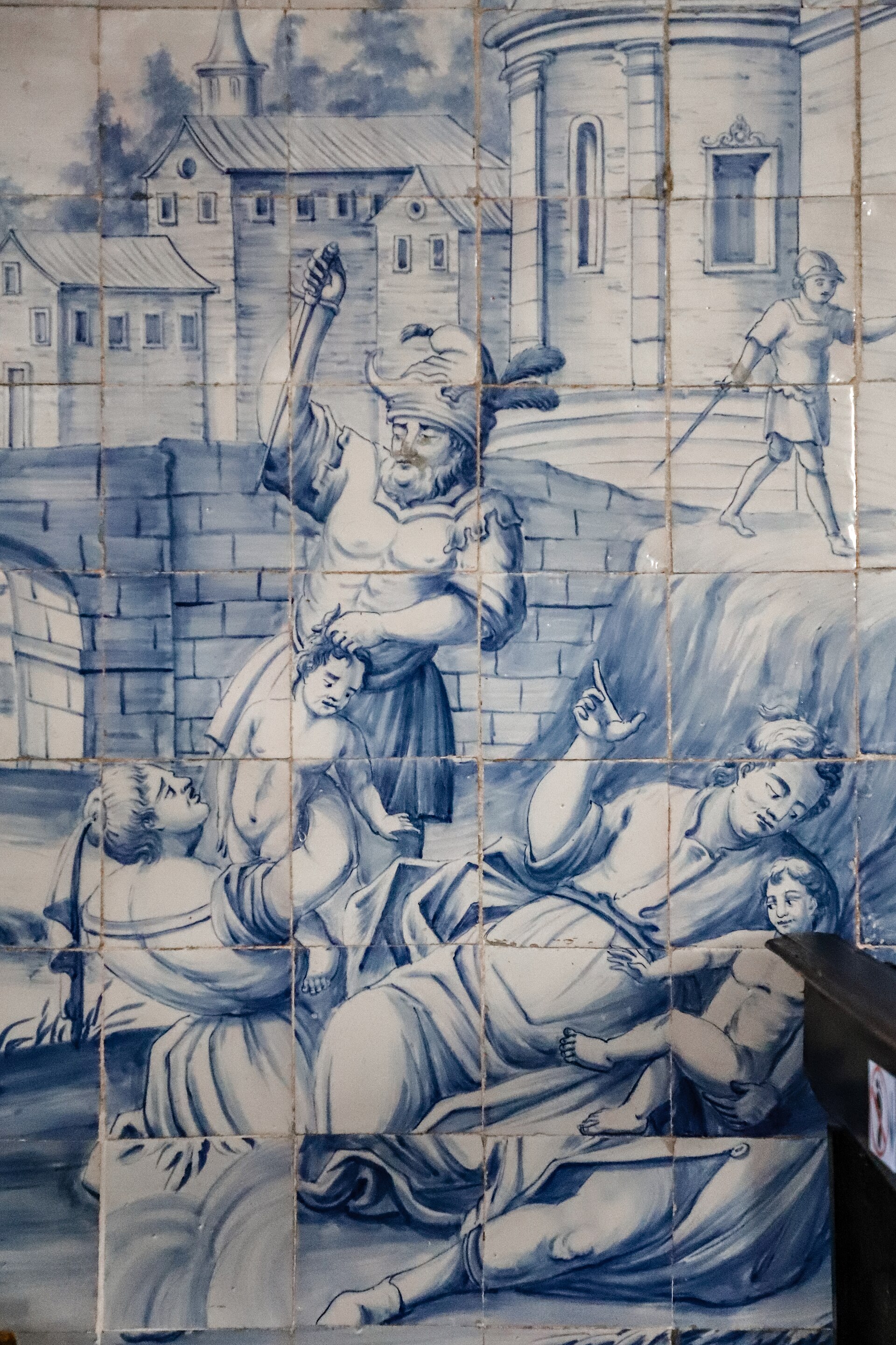 Imagem de referência de Matança dos inocentes, descrito nos dados abertos como painel de azulejos na Igreja de Nossa Senhora do Rosário, Salvador