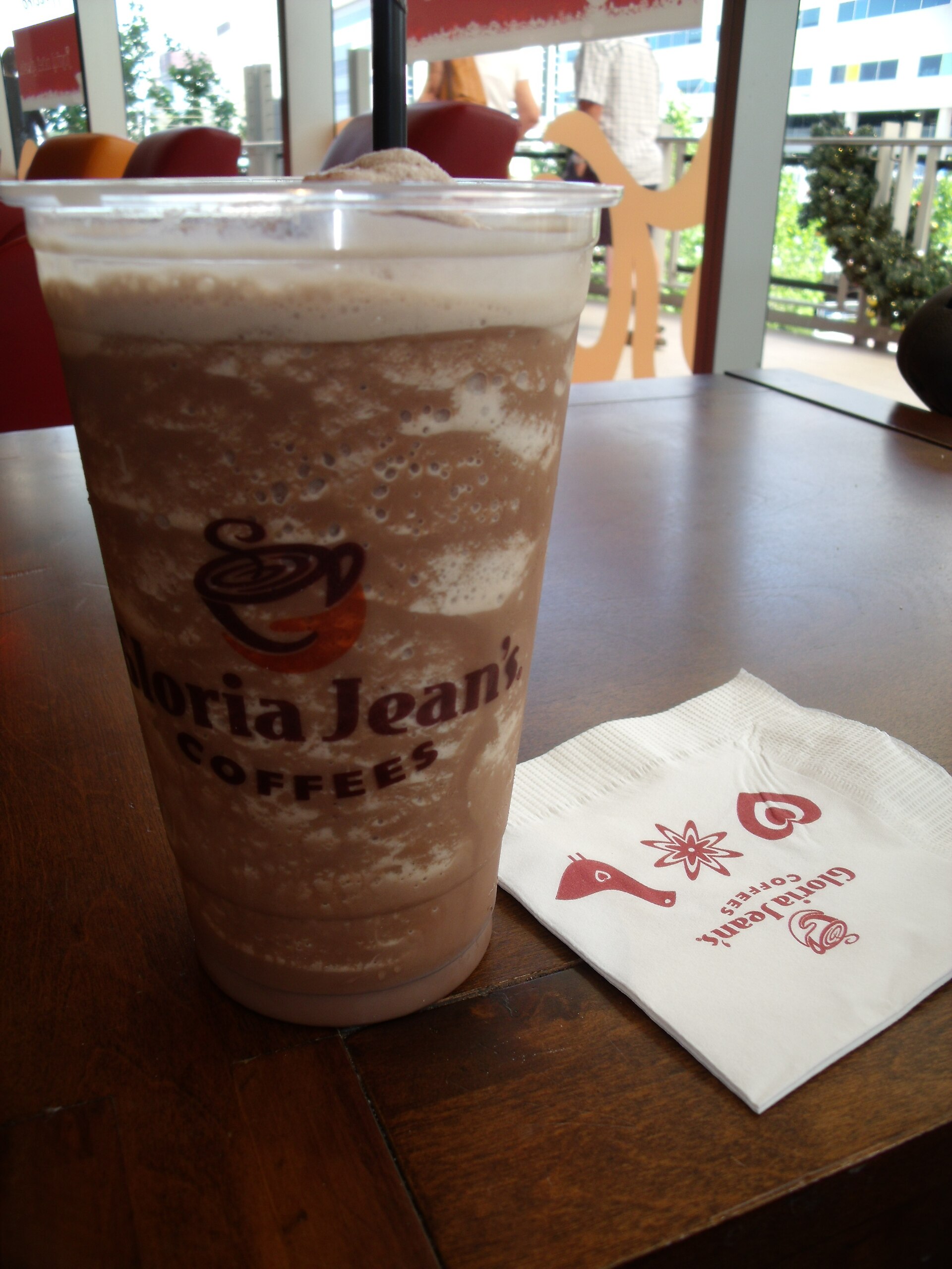Imagem de referência relacionada a Gloria Jean's Coffees, item descrito como cadeia de cafeterias australiana