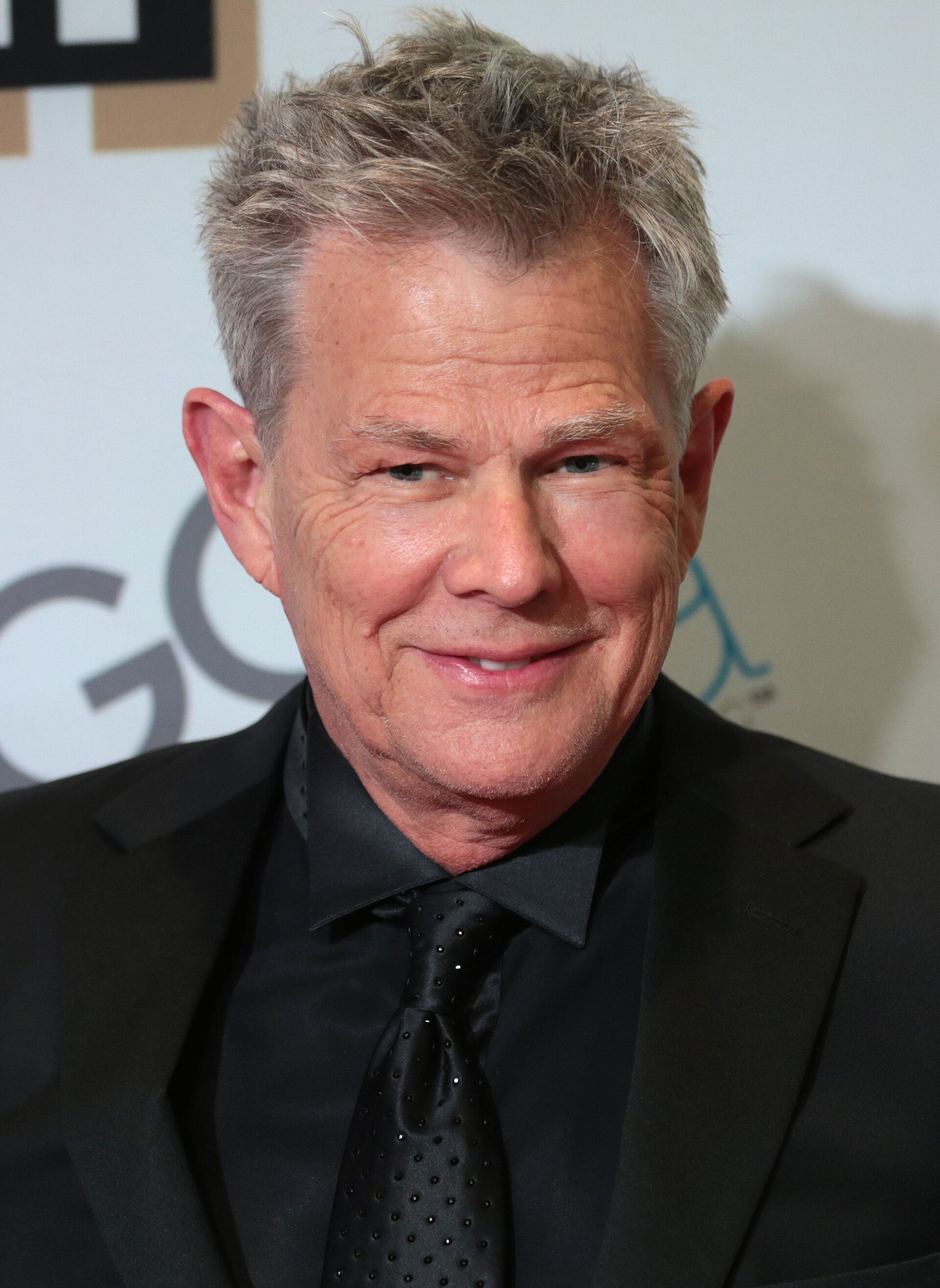 Imagem de referência de David Foster, descrito nos dados abertos como músico e produtor canadense, de muito sucesso
