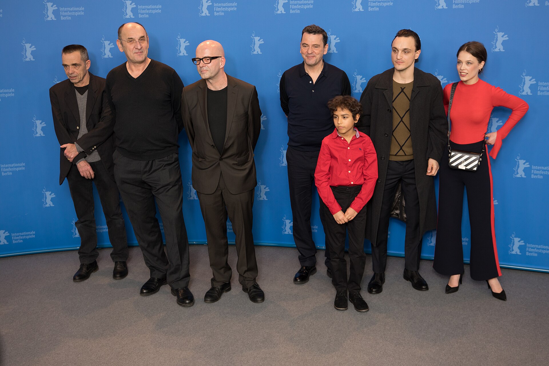 Imagem de referência relacionada a Transit, item descrito como filme de 2018 dirigido por Christian Petzold