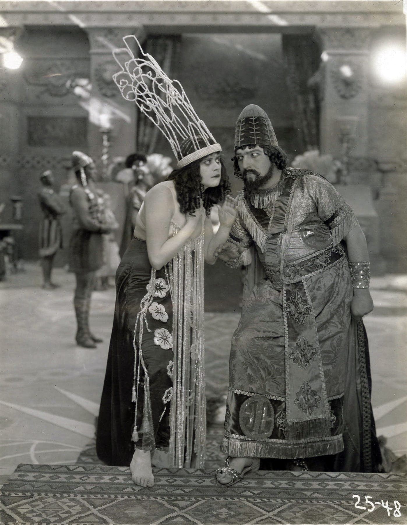 Imagem de referência de Salomé, descrito nos dados abertos como filme de 1918 dirigido por J. Gordon Edwards