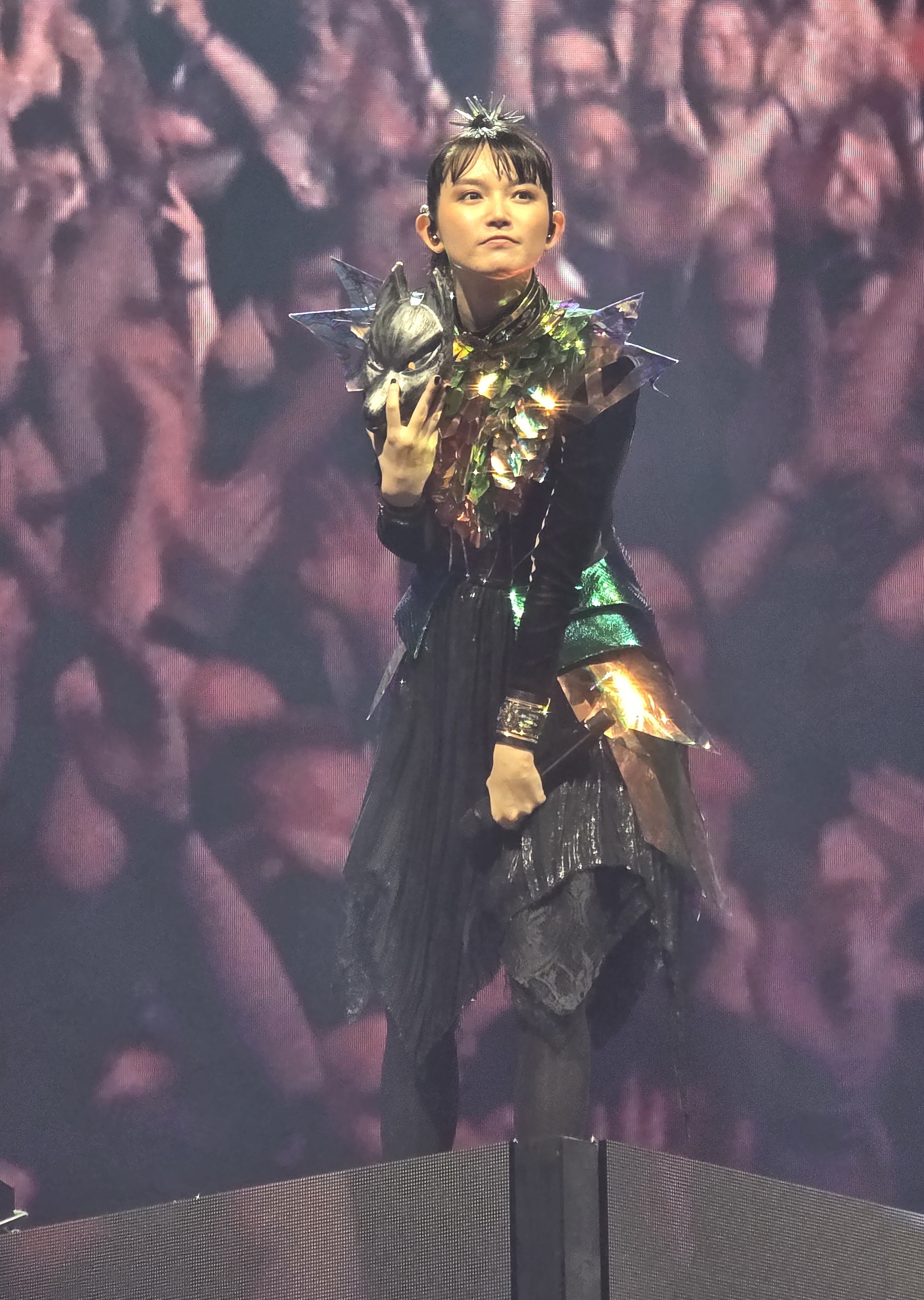 Imagem de referência de Suzuka Nakamoto, descrito nos dados abertos como artista de espetáculo nipónica