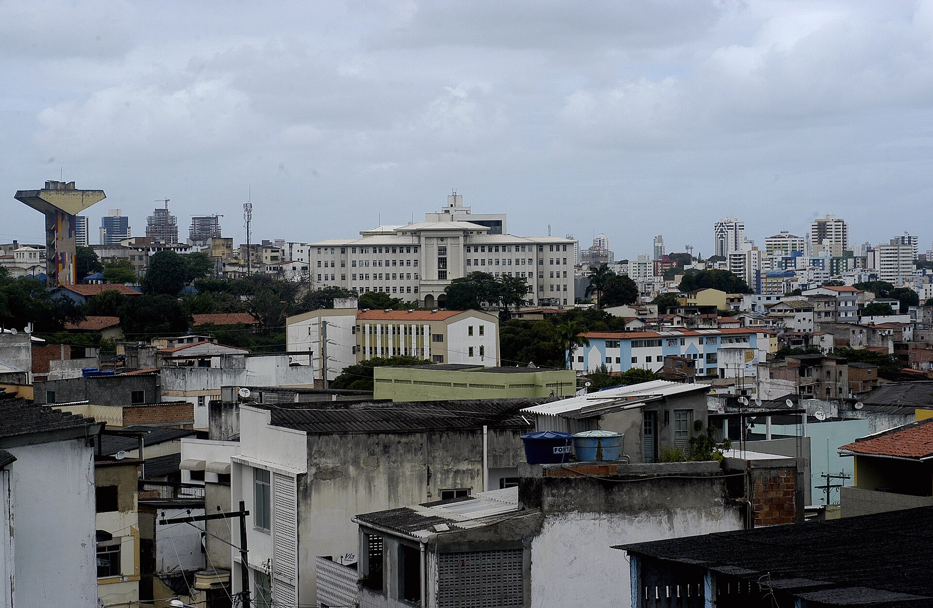 Imagem de referência relacionada a Hospital Ana Nery, item descrito como hospital em Salvador, capital do estado brasileiro da Bahia