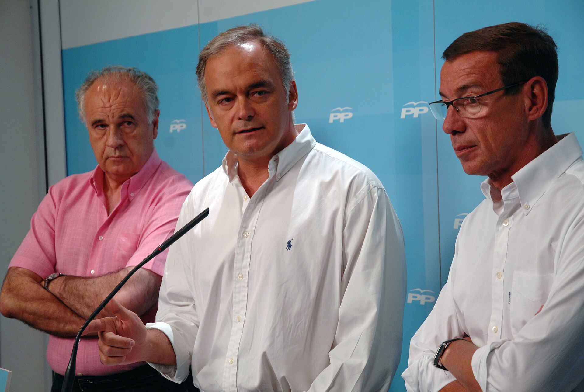 Imagem de referência relacionada a Antonio Pons, item descrito como cônsul, médico, político e embaixador equatoriano