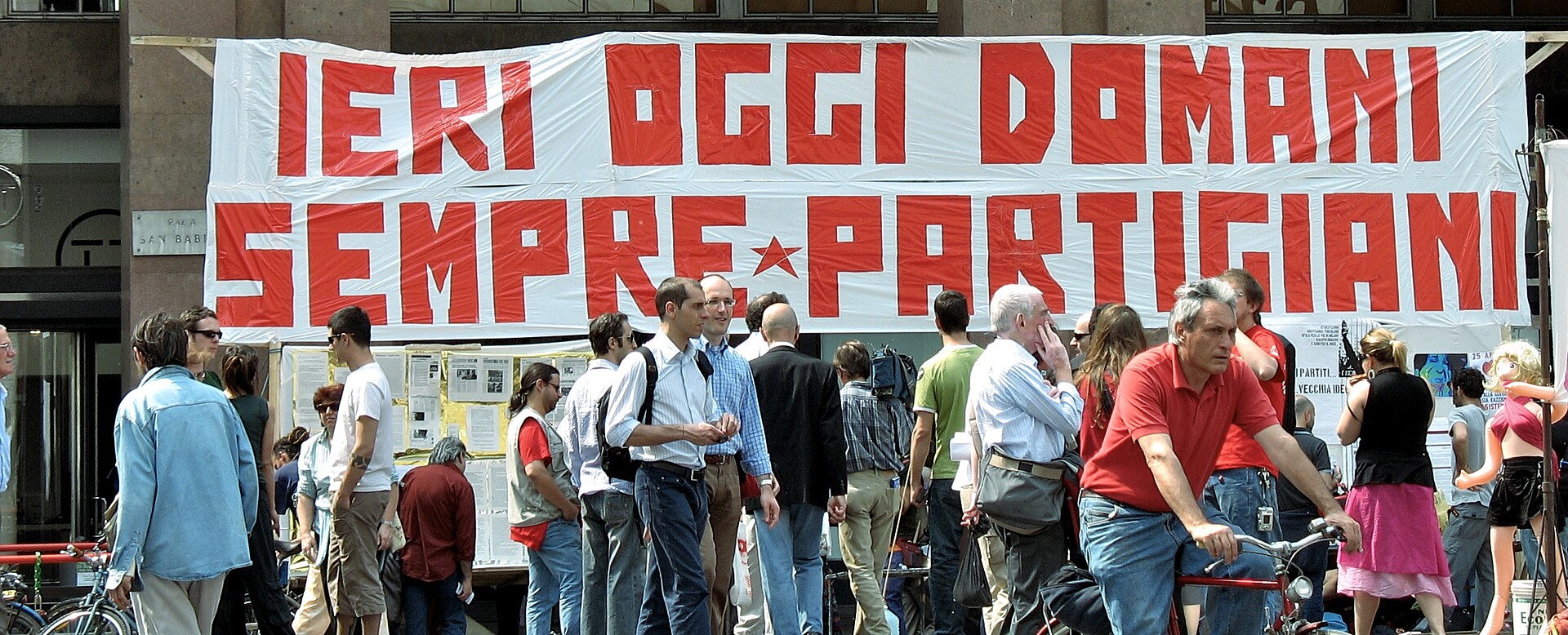 Imagem de referência de Ontem, Hoje e Amanhã, descrito nos dados abertos como filme de 1963 dirigido por Vittorio De Sica
