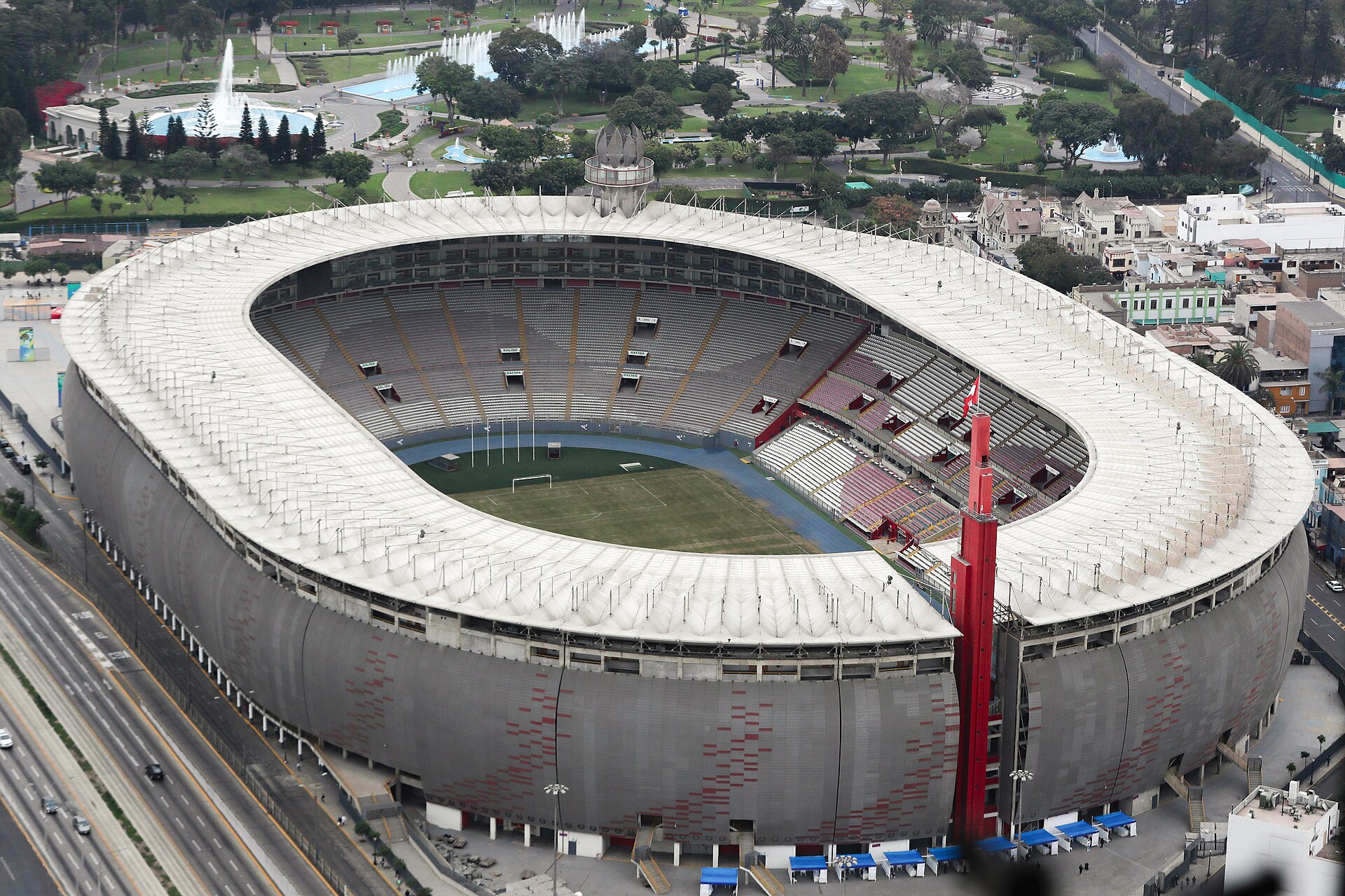 Imagem de referência de Estádio Nacional do Peru, descrito nos dados abertos como estádio de futebol no Peru