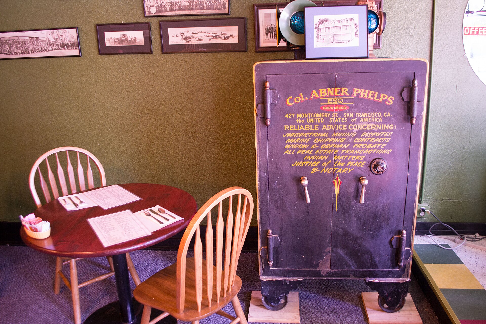 Imagem de referência de Safe, descrito nos dados abertos como filme de 1995 dirigido por Todd Haynes
