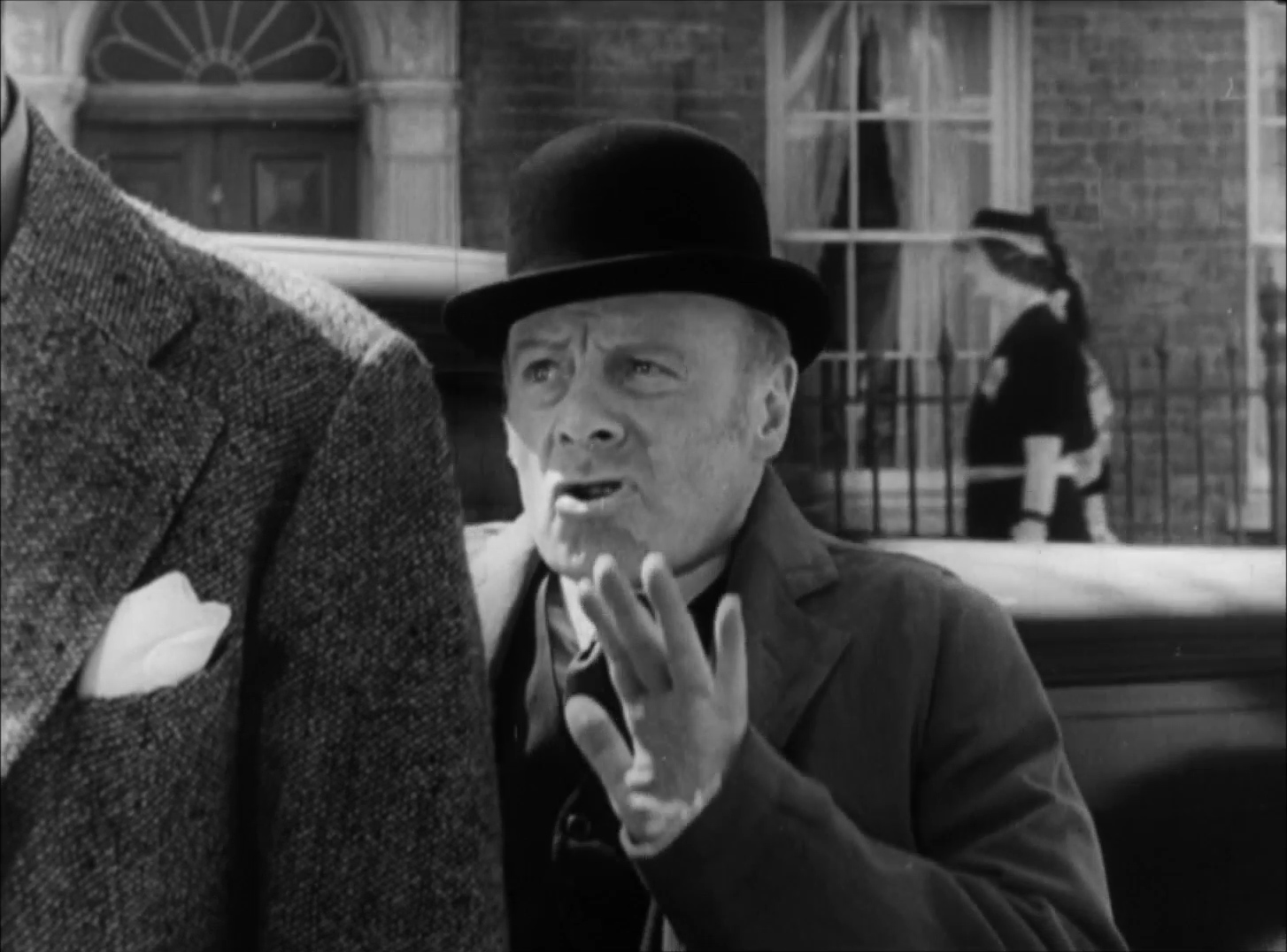 Imagem de referência de Foreign Correspondent, descrito nos dados abertos como filme de 1940 dirigido por Alfred Hitchcock