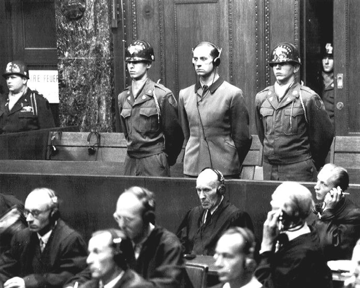 Imagem de referência relacionada a Karl Brandt, item descrito como registro de referência sobre Karl Brandt, organizado a partir de dados estruturados abertos