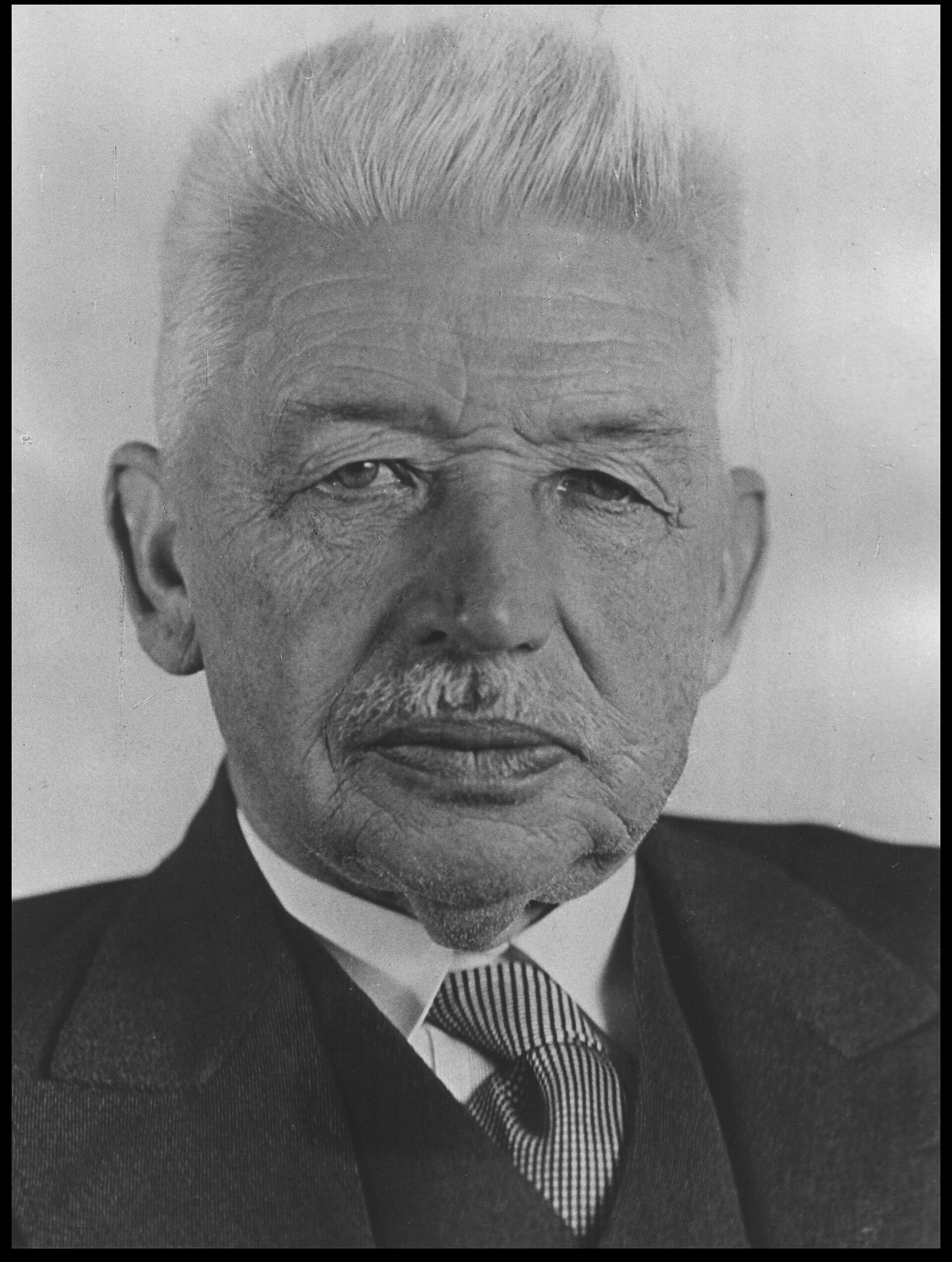 Imagem de referência relacionada a Ludwig Aschoff, item descrito como registro de referência sobre Ludwig Aschoff, organizado a partir de dados estruturados abertos