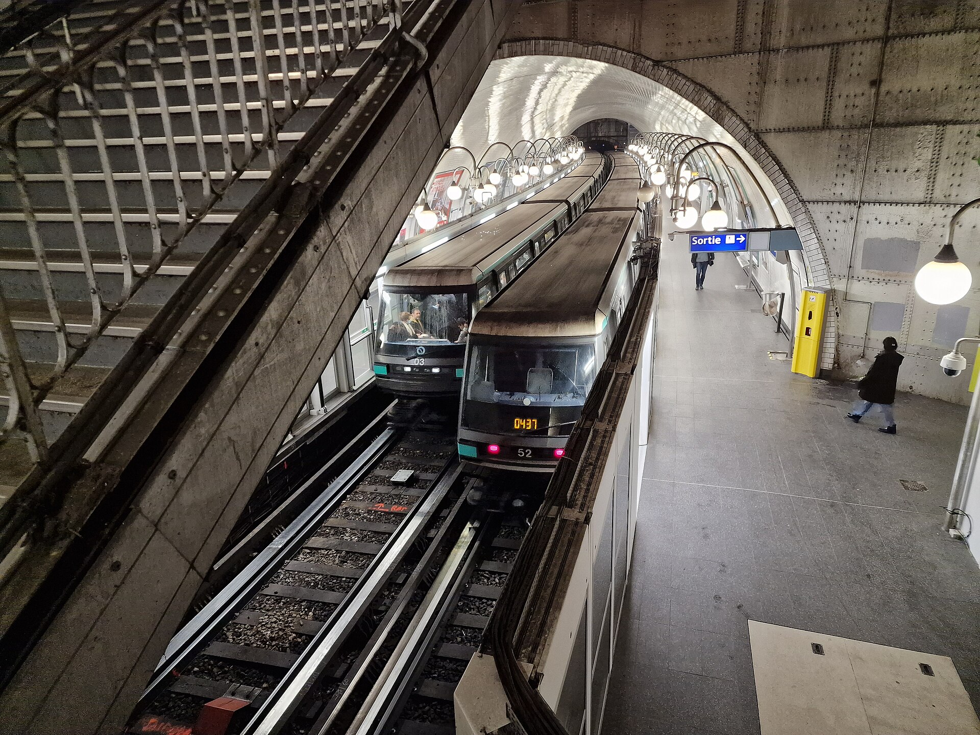 Imagem de referência de Cité, descrito nos dados abertos como estação do Metropolitano de Paris