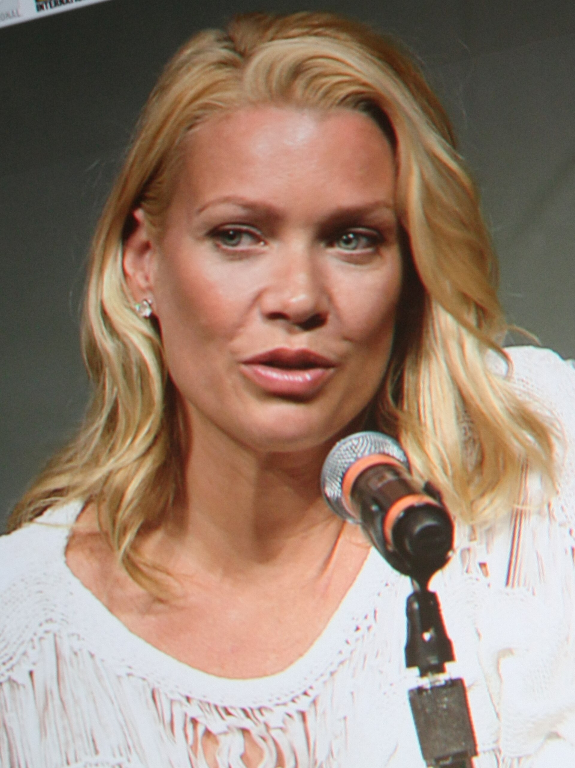 Imagem de referência de Andrea, descrito nos dados abertos como personagem de The Walking Dead