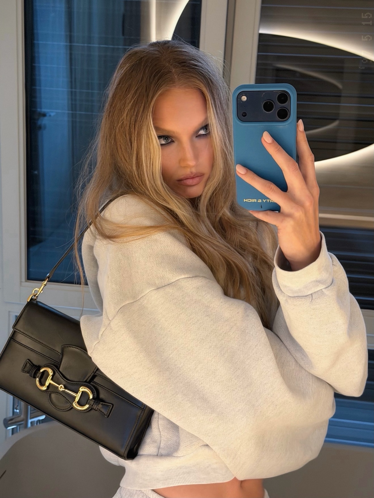 Victoria's Secret é criticada por rejeitar Angels e escalar influenciadores