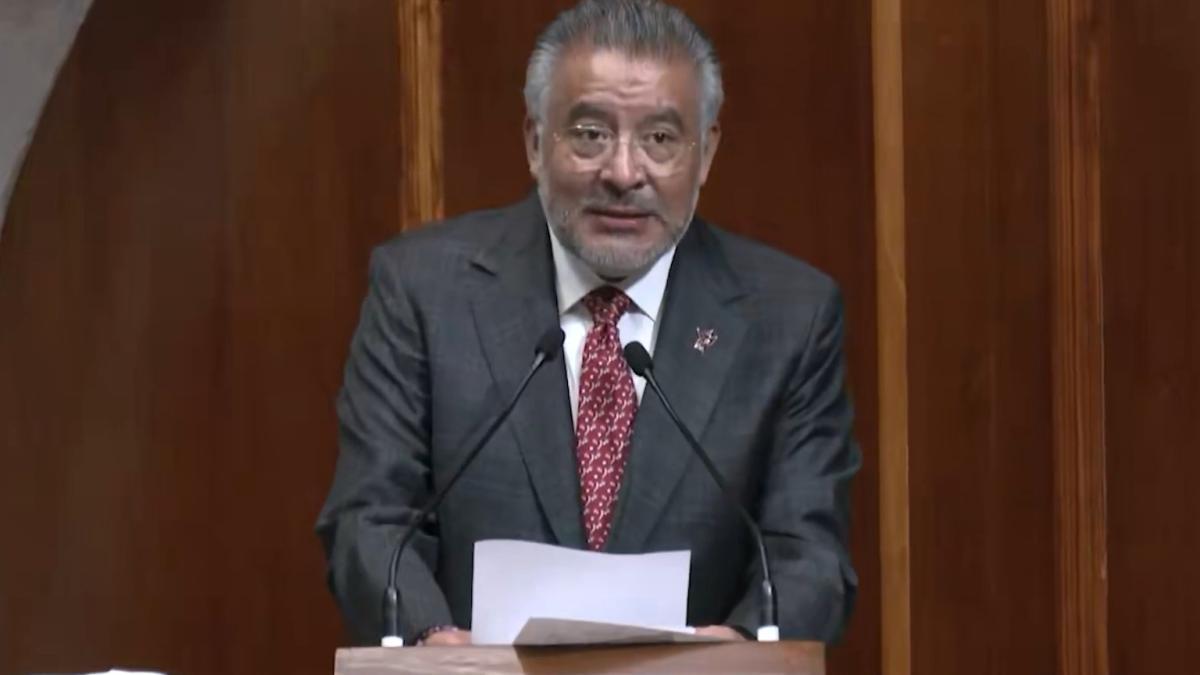 Governo federal e estadual resgatam hospitais no Estado do México