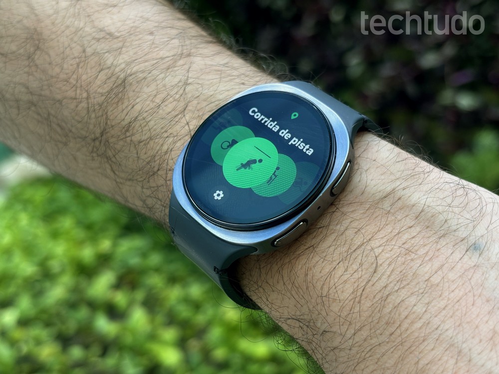 Monitoramento de corrida no Galaxy Watch 8 — Foto: Ana Letícia Loubak/TechTudo