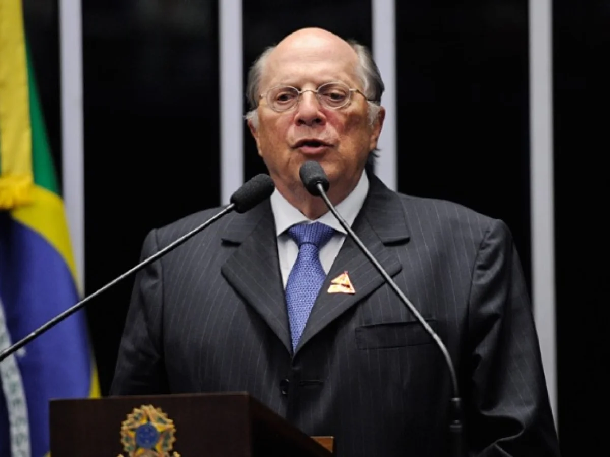 Autor do impeachment de Dilma diz que votar em Flávio é “legitimar golpe”