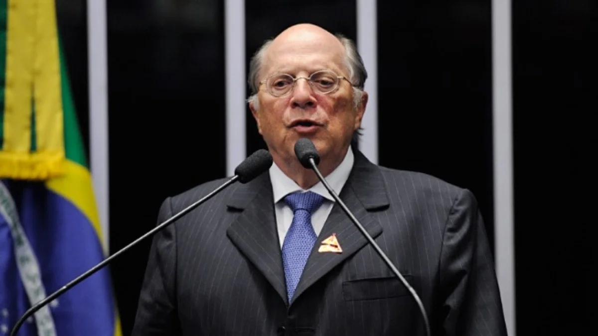 Autor do impeachment de Dilma diz que votar em Flávio é “legitimar golpe”
