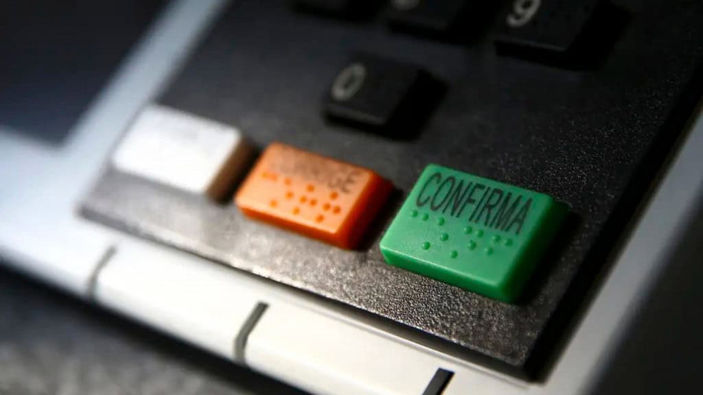 Eleições 2026: É possível votar sem biometria cadastrada?