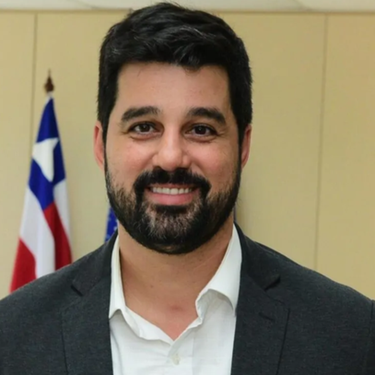 TRE-BA manda prender secretário de mobilidade de Salvador após redução de frota