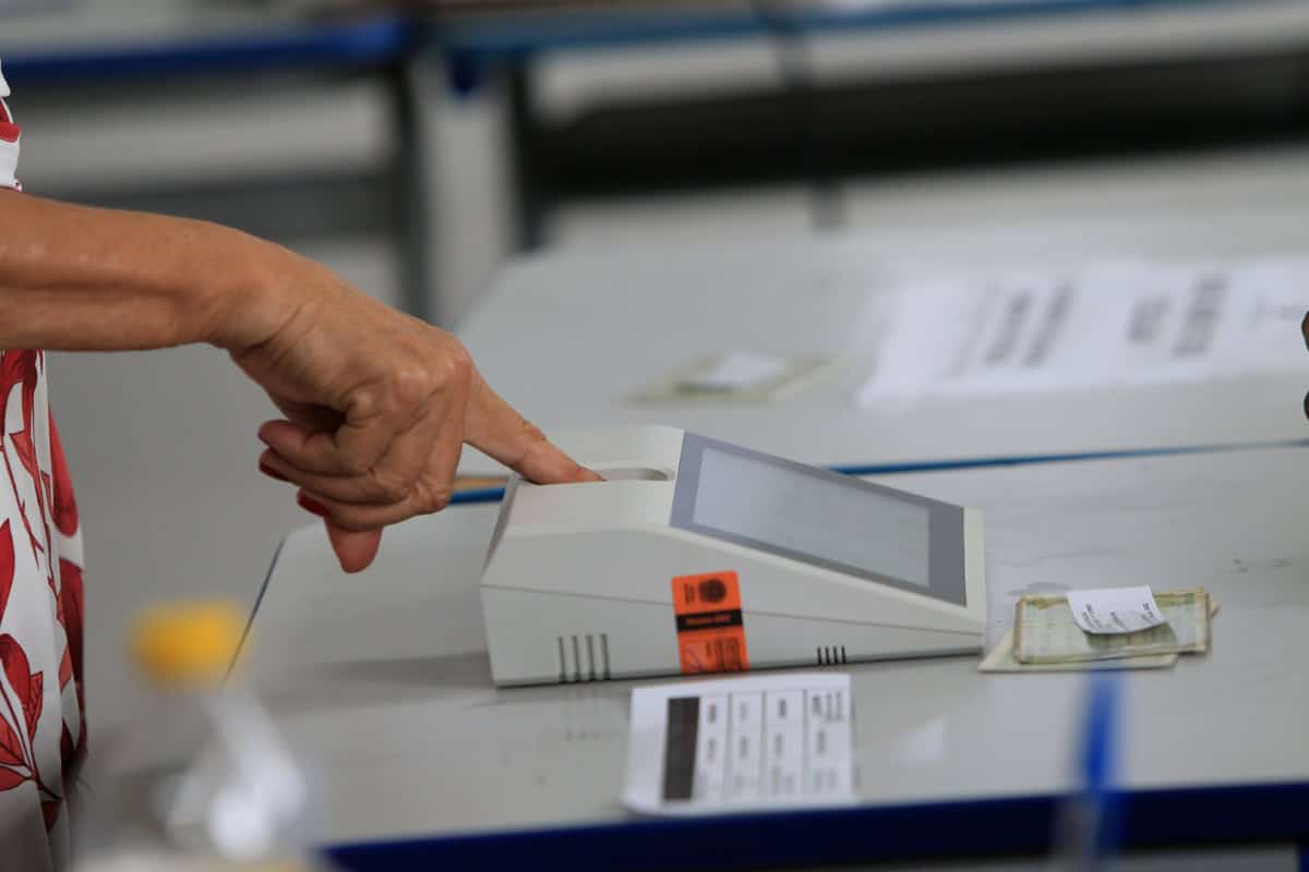 Eleições 2026: É possível votar sem biometria cadastrada?