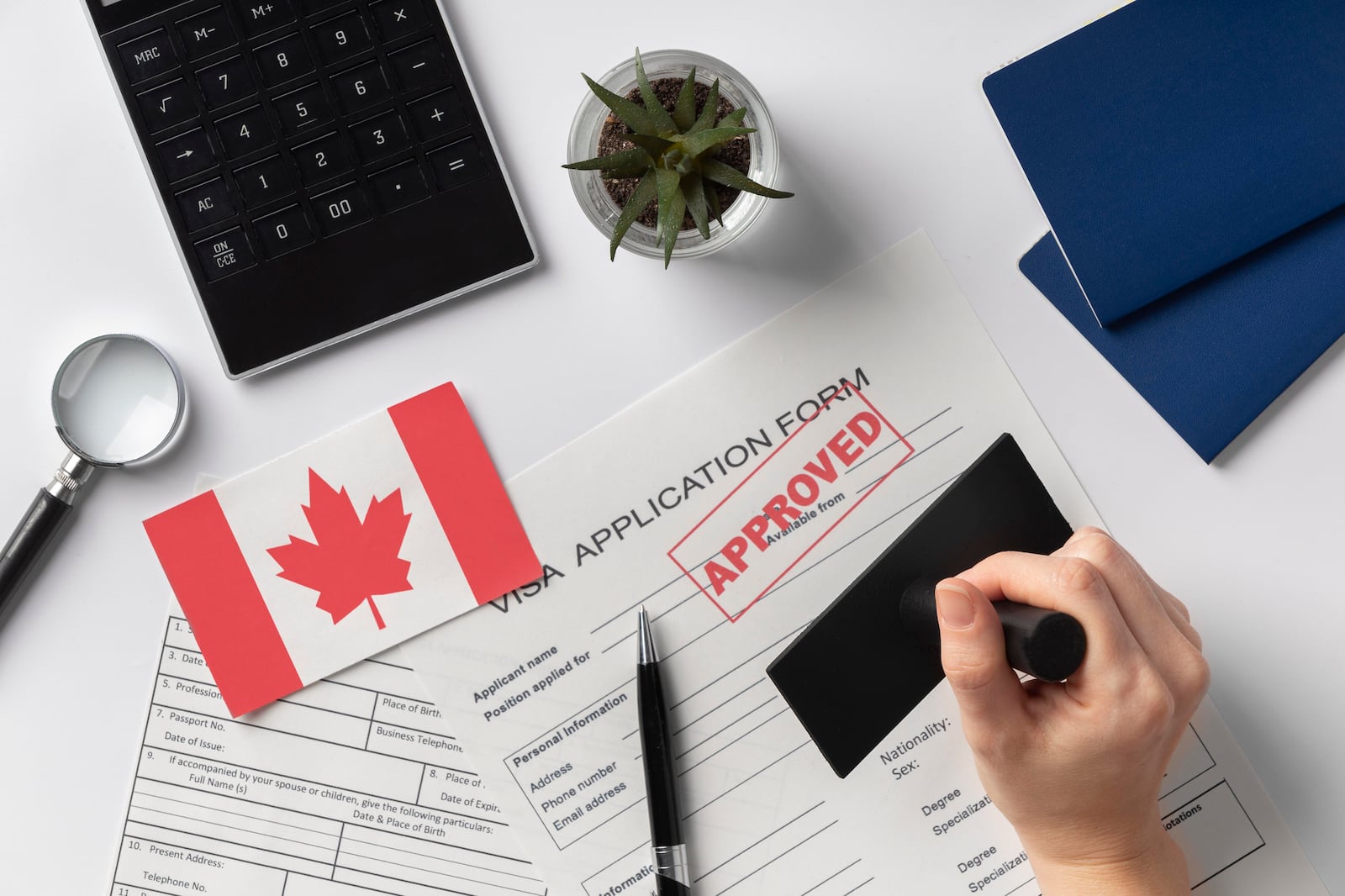 Canadá quer reduzir a população de residentes temporários até 2028. Foto de Magnific/@magnific