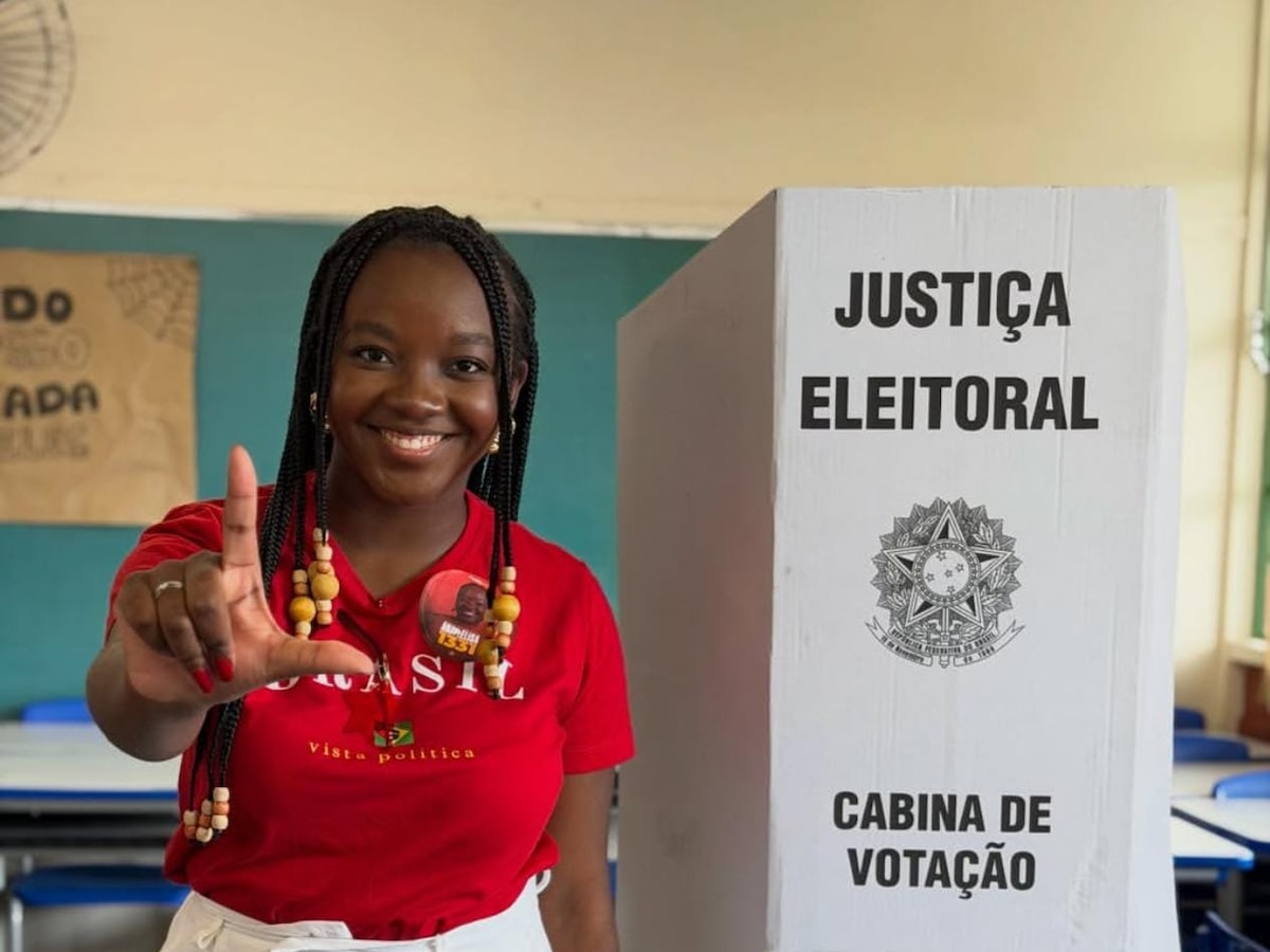 Justiça Eleitoral determina investigação de Ana Elisa pela PF após pedido de Flávio Bolsonaro