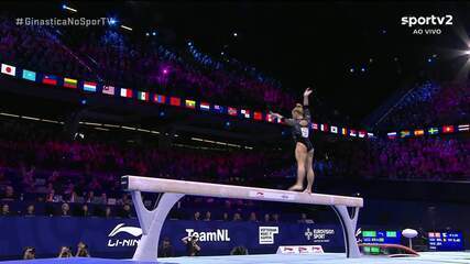 Flávia Saraiva cai durante apresentação na trave no Mundial de Ginástica Artística