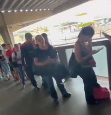 Eleitores compartilharam imagens da rodoviária de Aracaju lotada na manhã deste domingo, 25 Foto: Reprodução