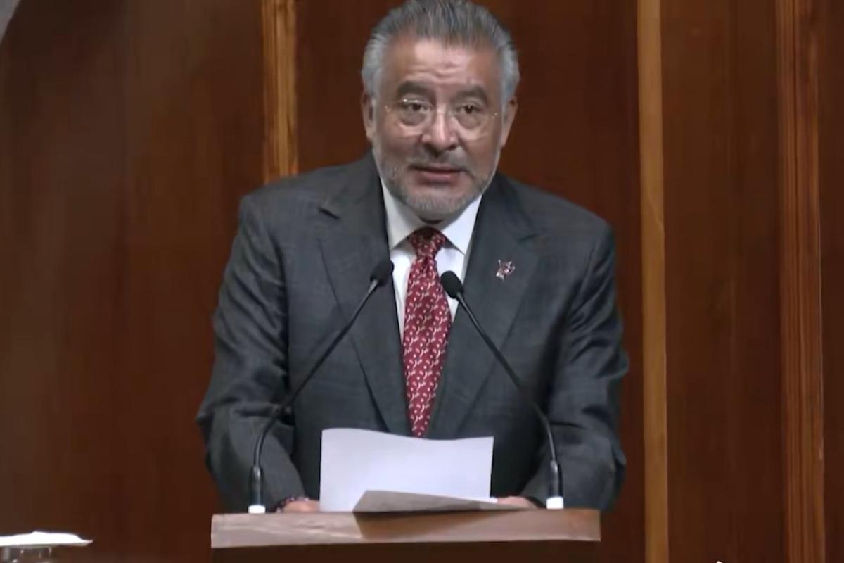 Governo federal e estadual resgatam hospitais no Estado do México