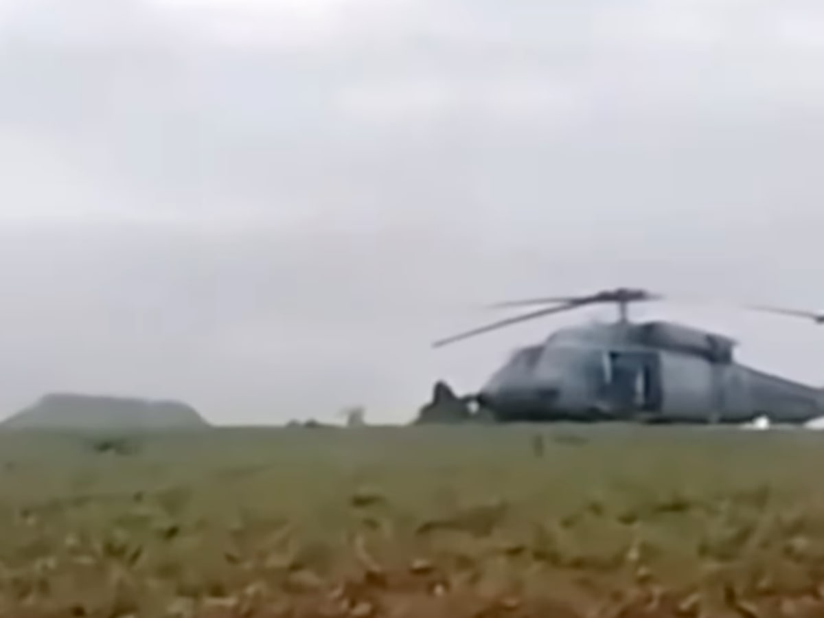 Helicóptero da FAB faz pouso preventivo em lavoura no Paraná e assusta moradores