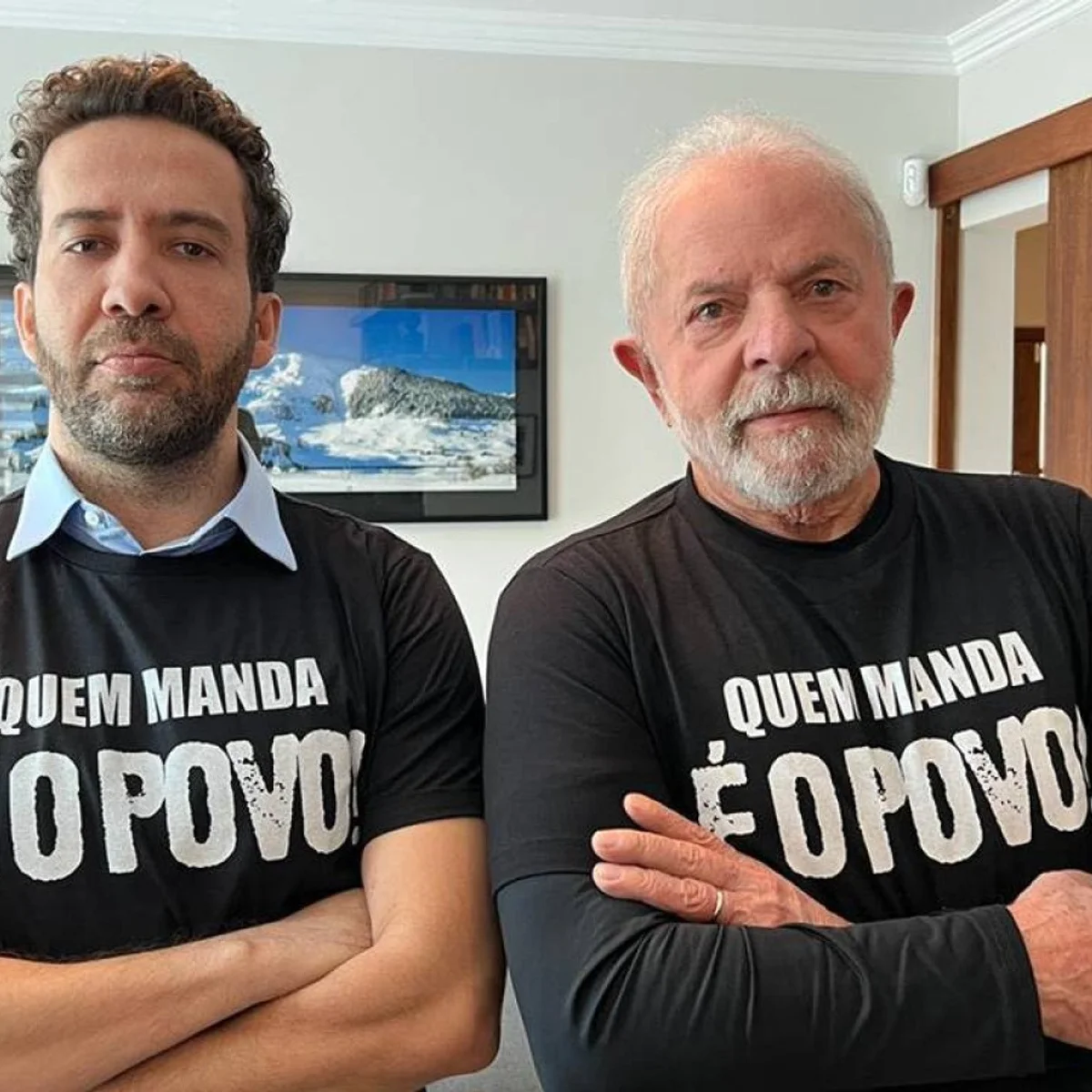 Janones chama militância no Instagram após derrubada do "Exército do Lula"